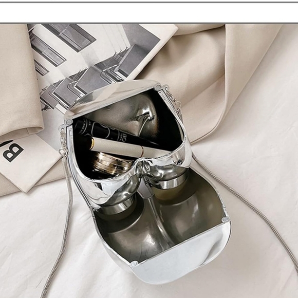 Silver Metallic Butt Purse New - Picture 6 of 6